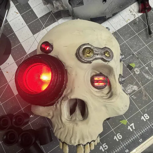 Cosplay Servo Skull fichier STL